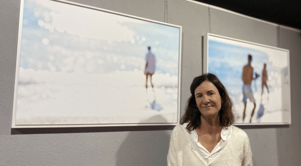 Capturer l’essence des vagues à travers le dessin