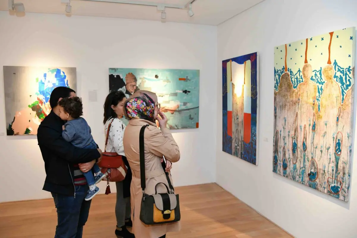 Quand l’art s’invite sur nos écrans : mon téléphone peint-il des appels tout seul ?