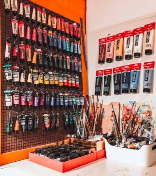 Créez votre organisation artistique: Téléchargez et personnalisez votre calendrier 2024 à imprimer sous Excel!